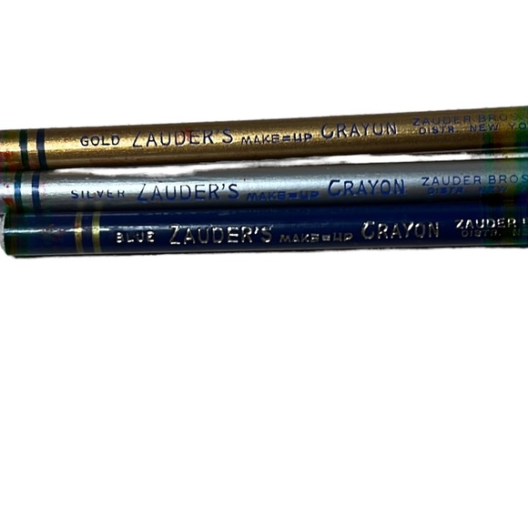 Zauder’s makeup crayons - Picture 2 of 2